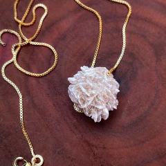 Colar Rosa do Deserto - comprar online