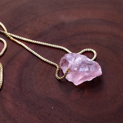 Colar Quartzo Rosa Dourado