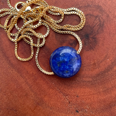 Colar Lápis Lazuli Dourado