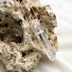 Colar de Cristal de Quartzo - comprar online