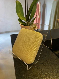 Clutch abacaxi areia - comprar online