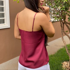 Blusa básica v - SUBURBAN store