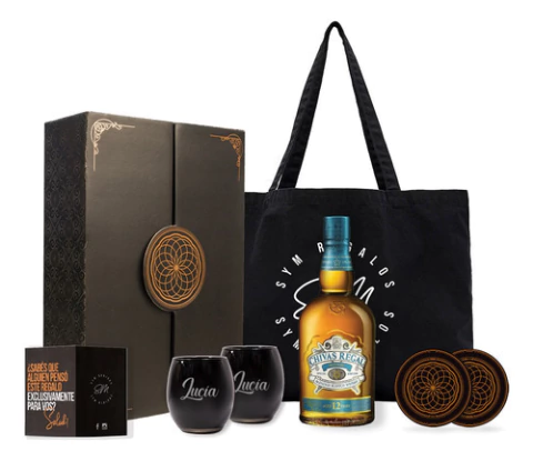 Chivas Mizunara Experiencia Con Vasos Negros Grabados