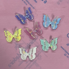 Aplique acrílico borboleta 3D color (unidade)