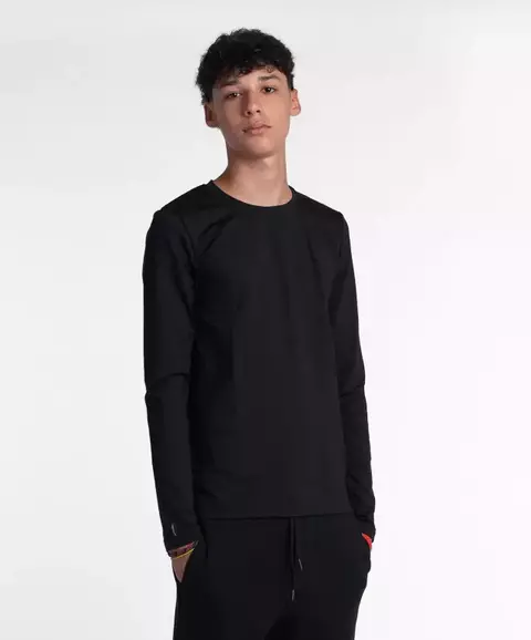 Remera Smith Okiwama Negra Térmica Unisex talle 10 - comprar online