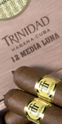 Habano Trinidad - Media Luna - Cepo 50 - Fortaleza Media - Tiempo de Fumada 35 min - comprar online