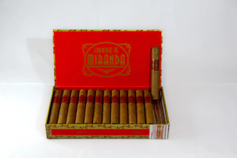 Puro Miranda bordó Robusto caja X 25 unidades - Fortaleza suave - Cepo 50 - Tiempo de Fumada 45 min. - comprar online
