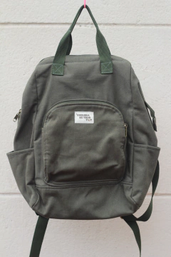 Mochila toda verde-oliva com bolso para note