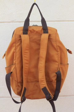 Imagem do Mochila caramelo com bolso para note