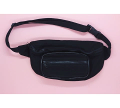 Pochete crossbody preta com forro impermeável - comprar online