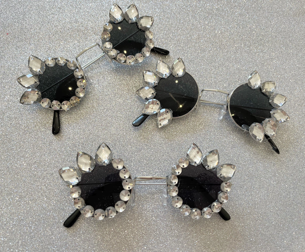 10U. Anteojos Cotillon grey