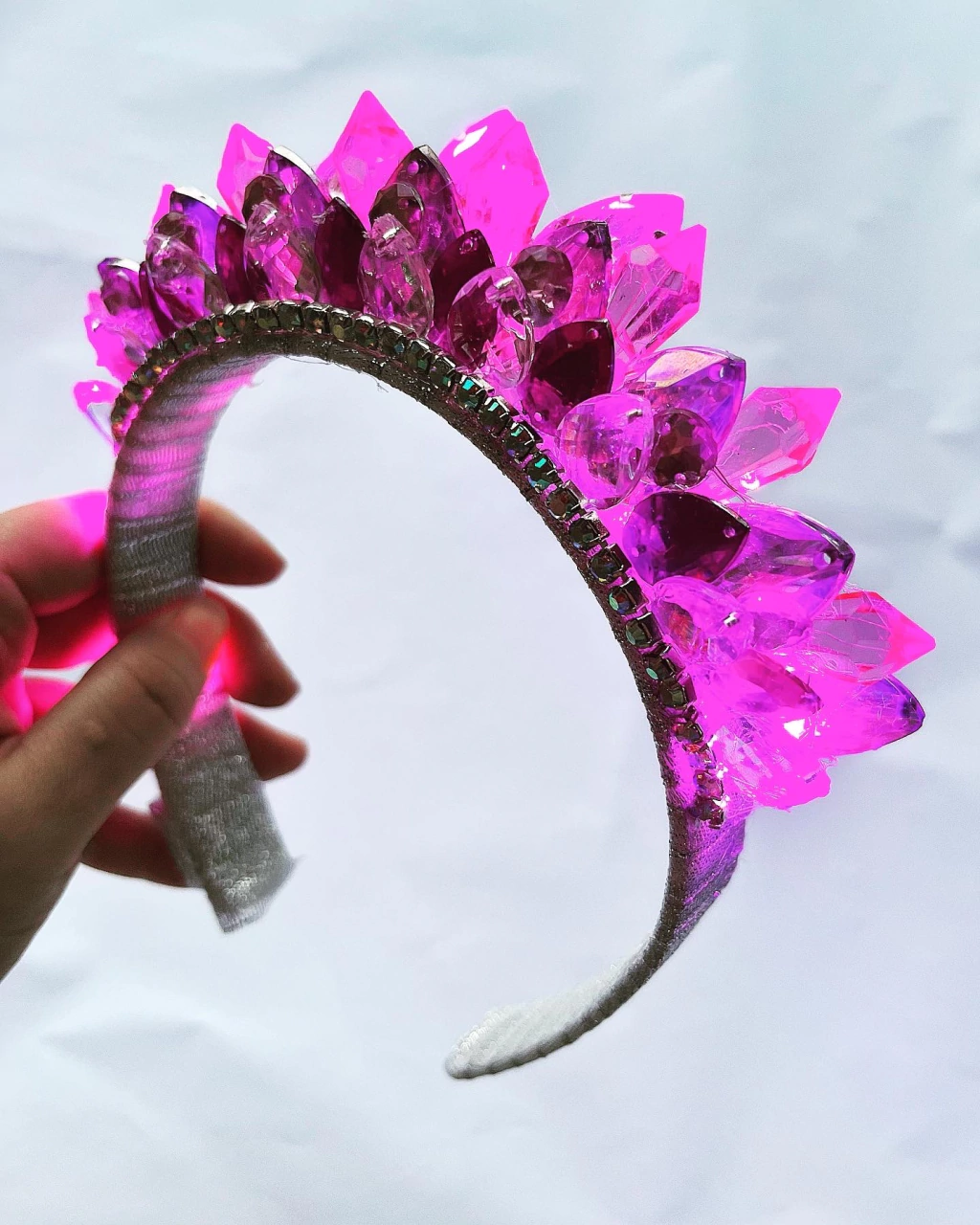 Vincha caireles fucsia