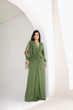 VESTIDO VERA COM FENDA EM TECIDO FLUITY VERDE OLIVA na internet