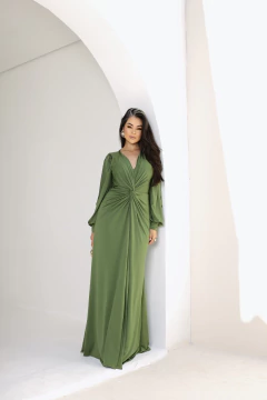 VESTIDO VERA COM FENDA EM TECIDO FLUITY VERDE OLIVA - comprar online
