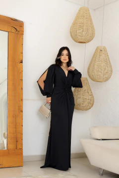 VESTIDO VERA COM FENDA EM TECIDO FLUITY PRETO