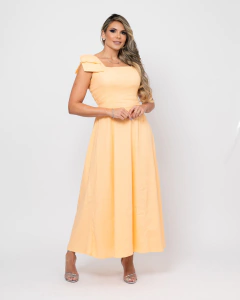 VESTIDO MIDI HELENA EM TECIDO LINHO PÊSSEGO