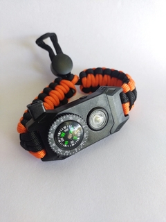 Pulsera paracord con linterna - La Casa del Bombero