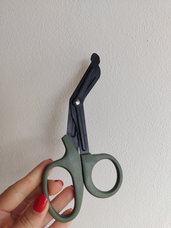 Tijera de Trauma táctica
