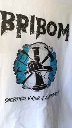 Remera urbana BRIBOM en internet