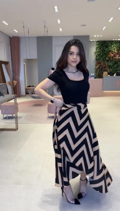 Saia envelope animal print Antônia