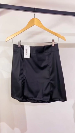 Saia de courinho Dayana na internet