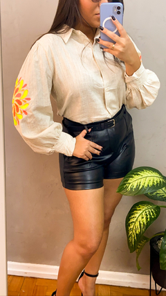 Camisa Bordada Isa