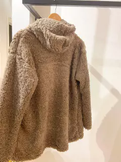 Casaco Teddy na internet