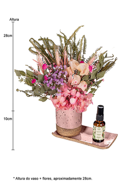 Kit Cerâmica Rosa Com Flores Secas e Aromatizante Spray Para Flores Secas Chá Branco e Bambu 30ml - comprar online