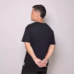 CAMISETA CHAMPION MINI SCRIPT BORDADO TECIDO MEIA MALHA GROSSO na internet