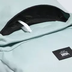 MOCHILA VANS OLD SKOOL SPORT BACKPACK UPLAND GRAY MIST na internet