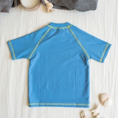 Remera Celeste con protección UV 50+ - comprar online