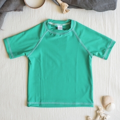 Remera Verde con protección UV 50+