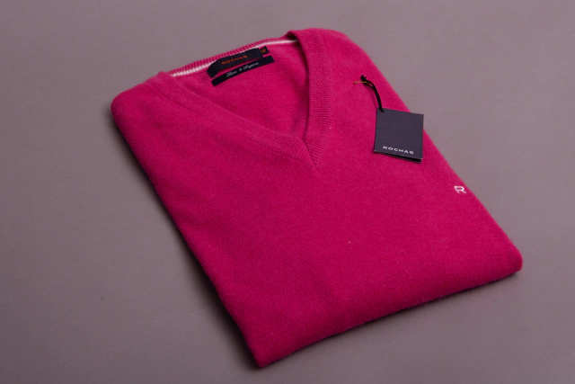 Sweater escote v pelo Rochas de Jean Pierre — imagen 14