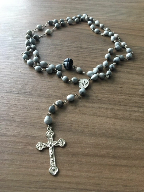 RDOGPTV0047 - Guia preto velho modelo 47 (un)