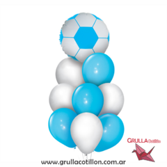 BOUQUET DE GLOBOS CON PELOTA CELESTE Y BLANCO