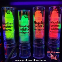 LAPIZ LABIAL FLUO (Elegir color) - comprar online