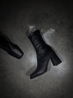 Venus Boots