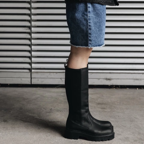 Bota Sakura Negro - comprar online