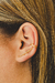 Brinco Ear Cuff Cravejado Zircônia Semijoia Banhada Ouro 18K na internet