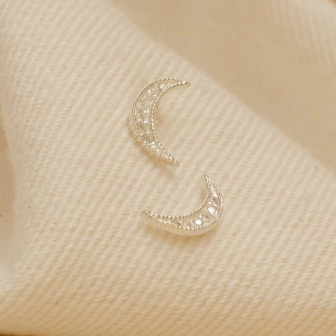 Brinco Lua Cravejado Prata 925 - comprar online