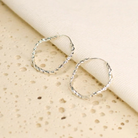 Brinco Argola Trançada P Prata 925 - comprar online