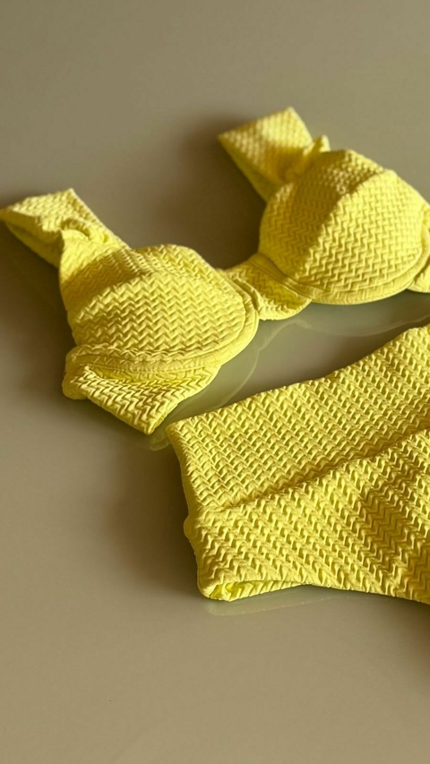 MEIA TAÇA - AMARELO PISTACHE - comprar online