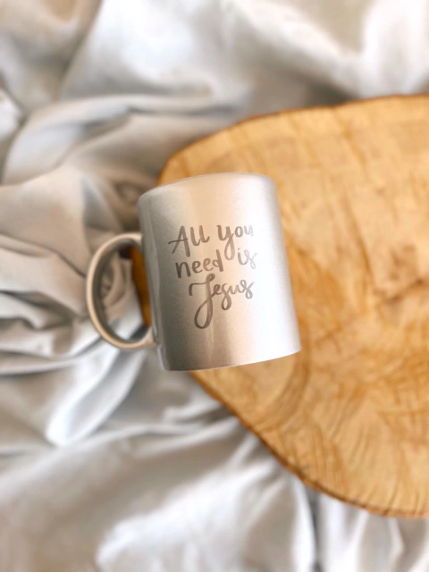 Caneca All you need is Jesus