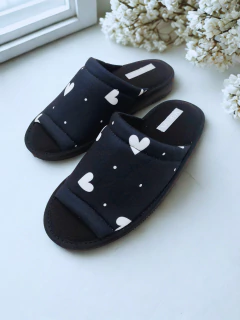 Docena Pantuflas Renatas Corazon negro verano en internet