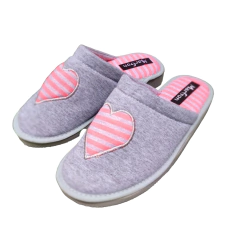 Sophie Gris Rayas en internet