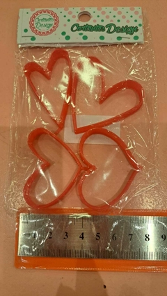 Set x 4 Corazones Cortantes