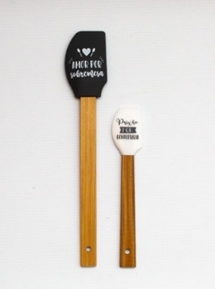 SET X 2 Espátulas de Silicona NEGRA Y BLANCA , Mango de madera reforzado 26 Y 18 cm