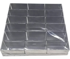 Molde para 18 Lingotes de 8cm x 4cm x 4cm con bandeja (barritas / mini torta)
