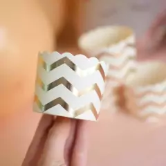 Pirotines Premium Blanco Chevron Champagne x 10 unidades