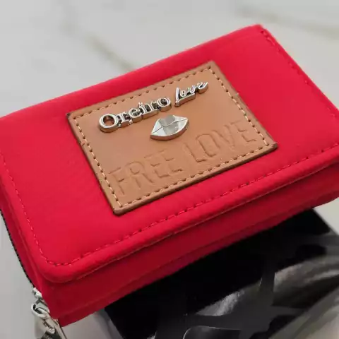 Billetera Oreiro Free Love